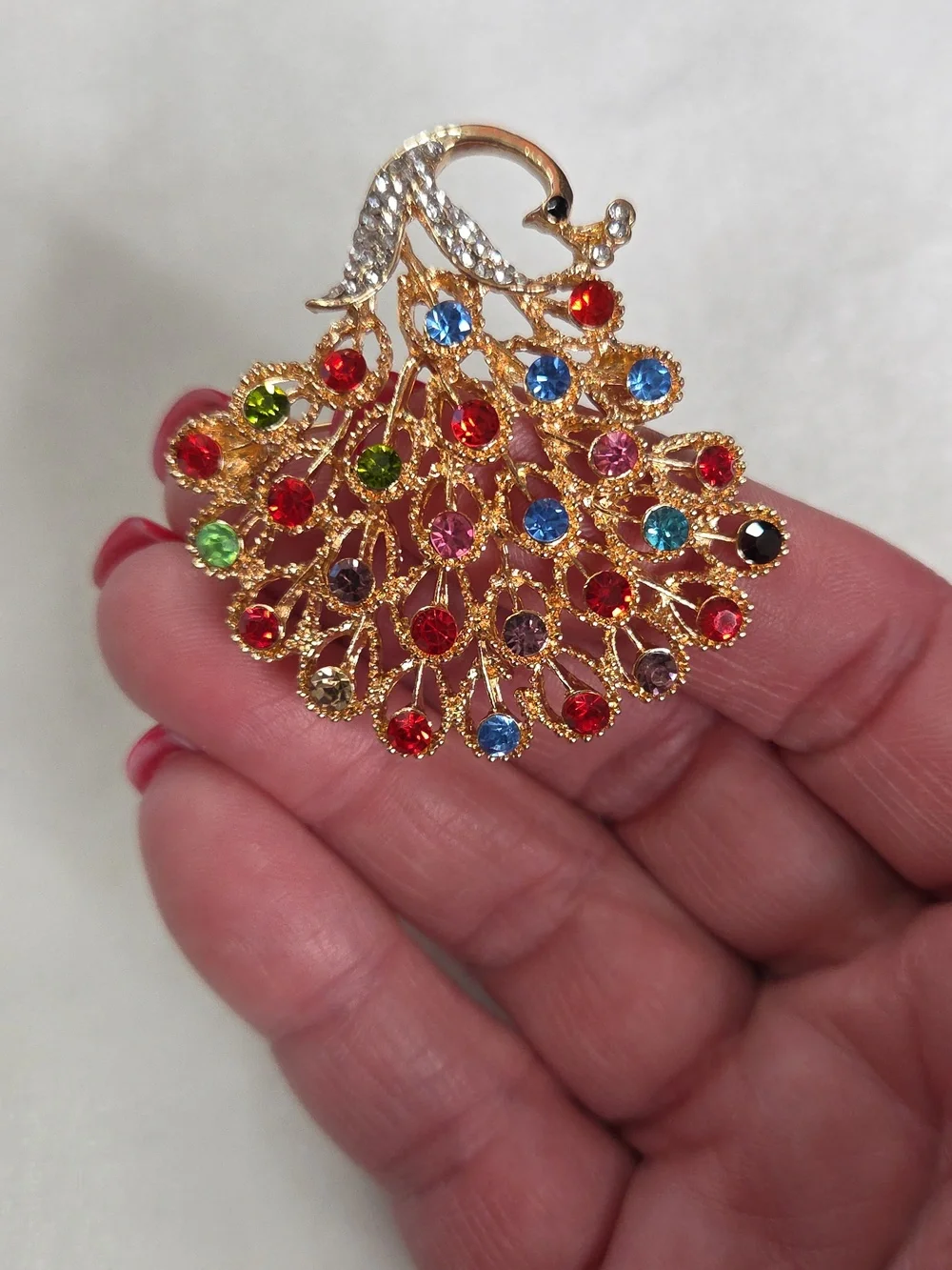 Colorful Peacock Rhinestone Brooch Retro Style Pin Gold Tone Sparkling Elegant